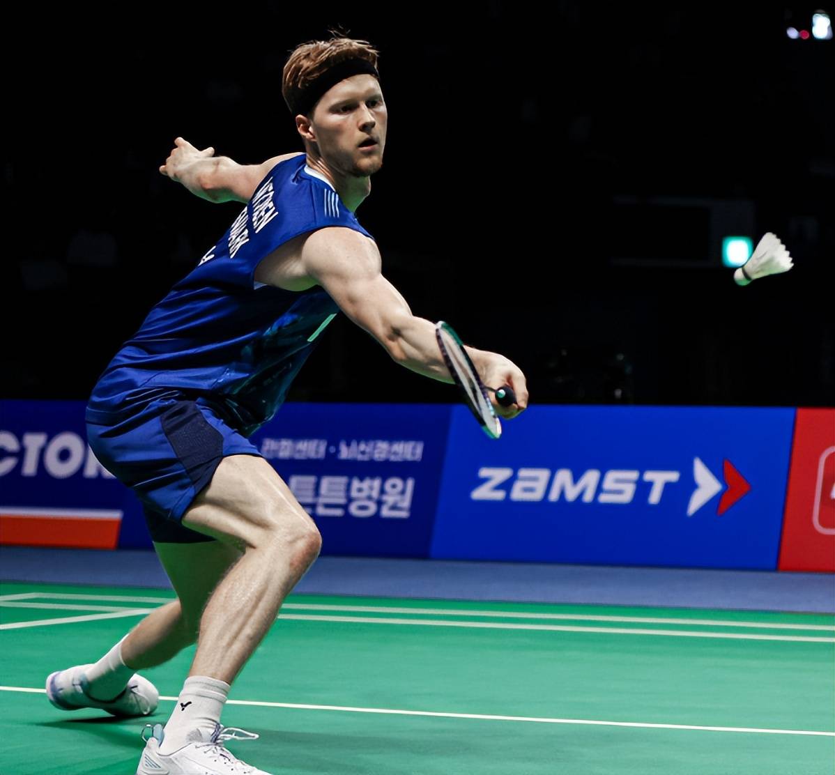 丹麦队碾压泰国队，安赛龙关键制胜